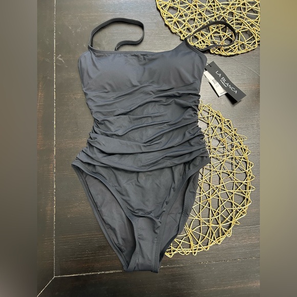 La Blanca Women's One Piece Swimsuit Island Goddess Shirred Side Black - Picture 5 of 7